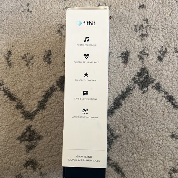 Fitbit Versa - Picture 5 of 7